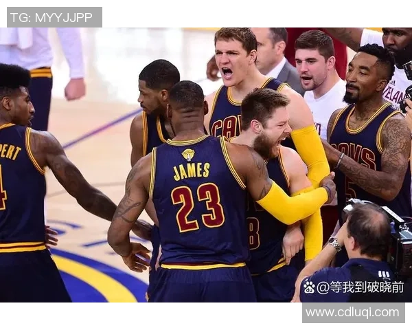 肌肉男足球场争锋与NBA巨星争锋对决，谁能称霸运动之巅